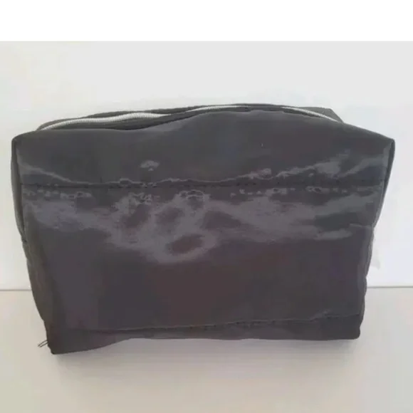 Dolce & Gabbana Black Beauty Bag - Picture 3 of 5